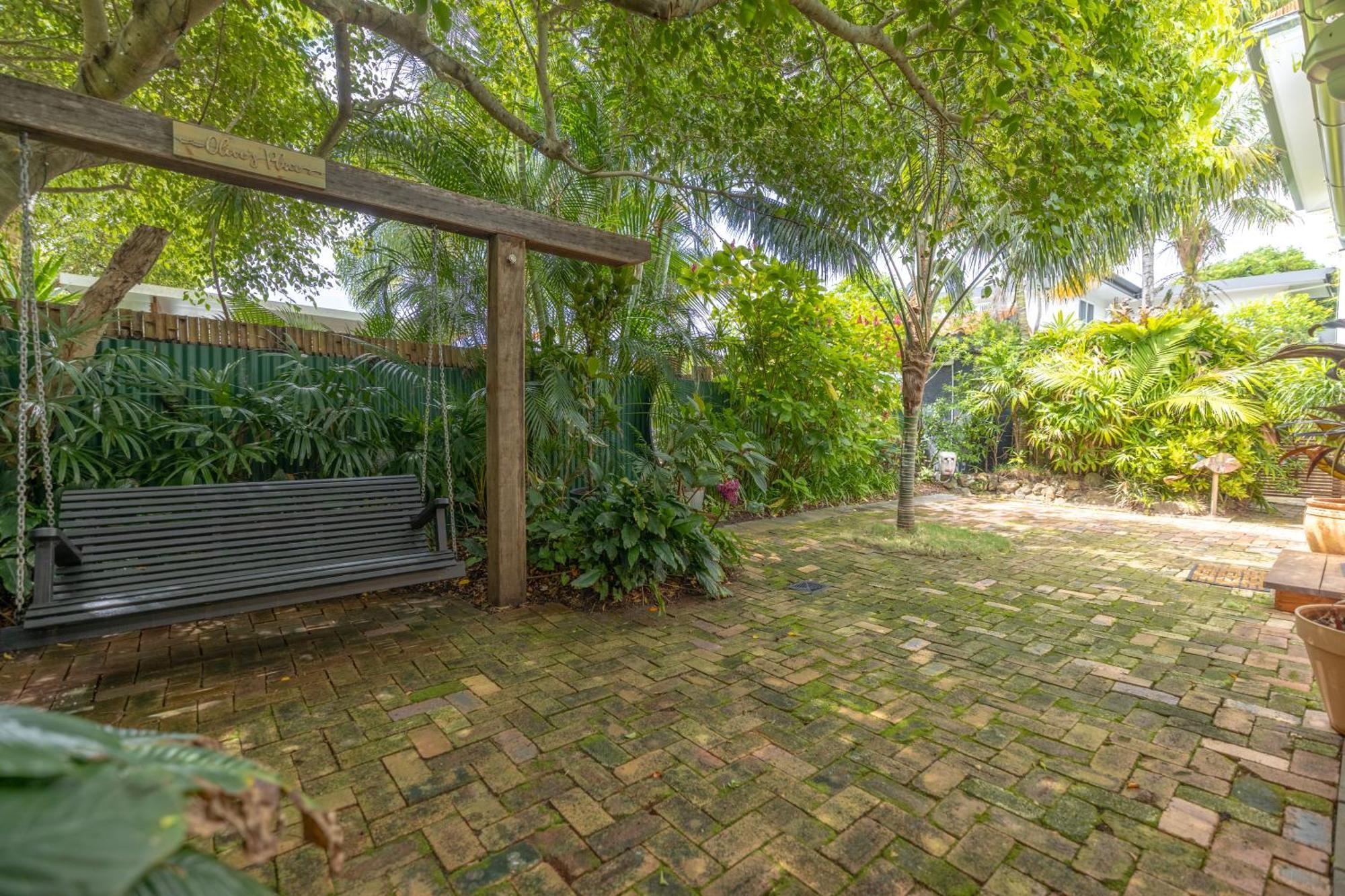 ביירון ביי Barbara'S Guesthouse מראה חיצוני תמונה
